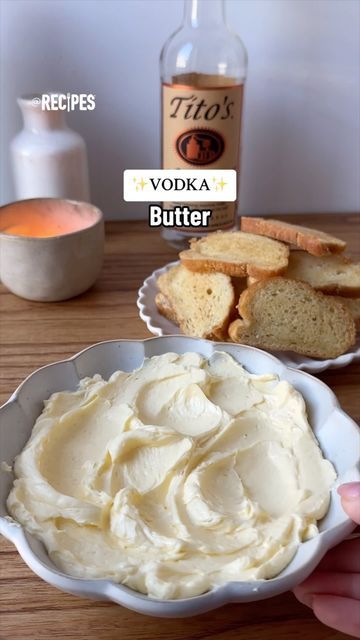 Recipes on Instagram: "Butter gets blended with vodka to create this lusciously creamy Vodka Butter 🤤🧈 Would you give this recipe a try?👀✨ #vodkabutter #vodka #butter #butterrecipes #breadandbutter #boozyrecipes #infusedbutter #recipes" Vodka Butter, Alcoholic Butter Beer Recipe, Vodka Sauce Butter Beans, Boozy Butterbeer Recipe, Vodka Infused Whipped Cream, Infused Butter, Compound Butter, Brunch Menu, Sweet Savory