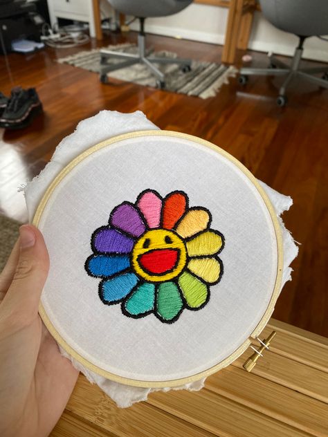 Rainbow Embroidery Pattern, Floss Crafts, Pride Embroidery, Embroidery Floss Crafts, Art Rainbow, Pola Sulam, Gold Work, Baby Dresses, Embroidery Hoop Art