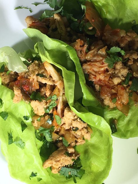 Low FODMAP Chicken Lettuce Wraps - FODMAP Free Mom Bib Lettuce, Fodmap Chicken, Low Fodmap Chicken, Fodmap Foods, Tamari Sauce, Water Chestnut, Water Chestnuts, Chicken Lettuce Wraps, Low Fodmap Recipes