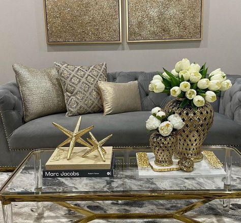 Grey With Gold Accents Living Room, Center Piece Living Room Home Decor, Brown Gold Living Room Decor, Gold And Cream Living Room, Brown And Gold Living Room Decor, Gold And Beige Living Room, Grey And Gold Living Room Ideas, Gray And Gold Living Room Decor, Gold And Silver Living Room