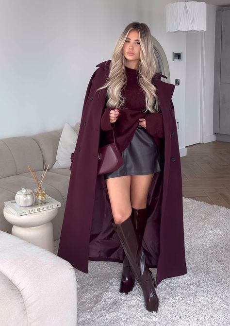 Plum Boots Outfit, Burgundy Peacoat Outfit, Strasbourg Christmas Outfit, Burgandy Boot Outfit Winter, Cherry Red Winter Outfits, Bordeaux Red Outfit, Winter Burgundy Outfits, White And Burgundy Outfit, Purple And Burgundy Outfit