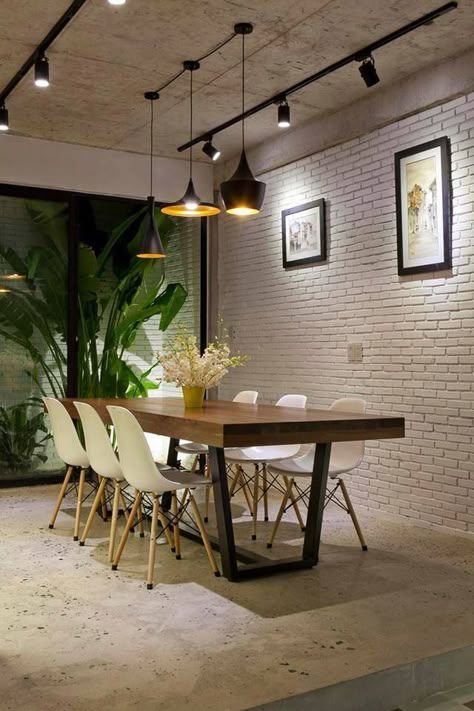 Dining Lighting, Office Interior Design, Dining Room Design, Interior Design Trends, Living Room Lighting, Brick Wall, 인테리어 디자인, Room Table, Dining Room Table