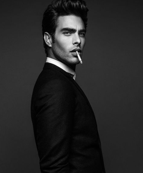 Jon Kortajarena - Apollo Novo by Sebastian Bar, via Behance Best Portrait Photography, Jon Kortajarena, Men Photoshoot, Men Photography, Mens Fashion Photography, Best Portraits, Portrait Photography Poses, Male Poses, Photography Poses For Men