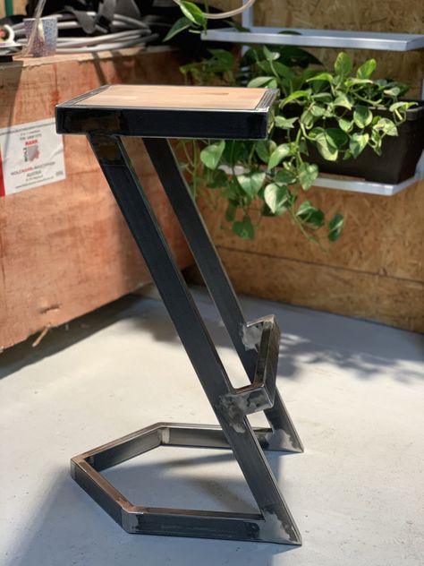 Outdoor Bar Stools Diy, Steel Frame Furniture, Rustic Industrial Furniture, Diy Bar Stools, Modern Industrial Furniture, Welded Furniture, Steel Bed Frame, Metal Outdoor Furniture, Metal Fabrication Tools