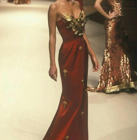 Valentin Yudashkin 1998 1998 Couture, Vintage Runway Fashion, Runway Aesthetic, Fashion Through The Decades, Vintage Haute Couture, Valentin Yudashkin, 90s Runway, 90s Runway Fashion, Runway Fashion Couture