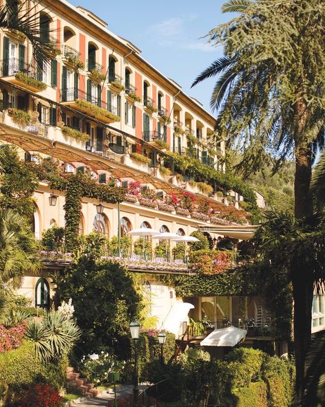 Hotel Portofino, Villa Toscana, Comer See, Romantic Hotels, Portofino Italy, Belmond Hotels, Italy Honeymoon, Italy Hotels, Best Honeymoon Destinations