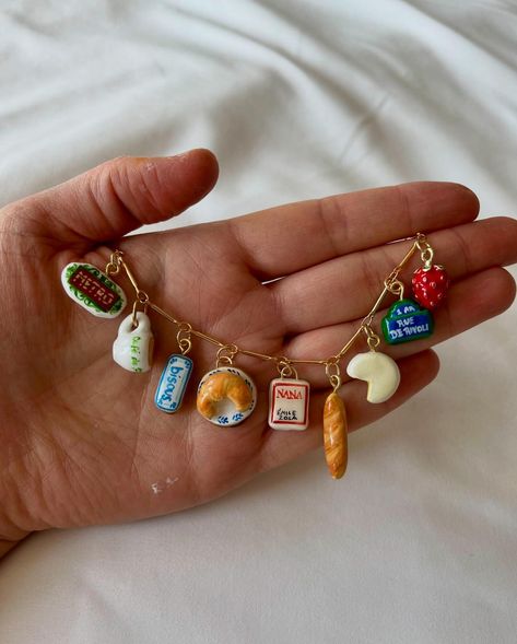 Clay Charms Necklaces, Ceramic Charm Necklace, Clay Charm Necklace, Charm Necklace Diy, Cafe Culture, Food Necklace, Jewelry Wishlist, French Aesthetic, Friend Crafts