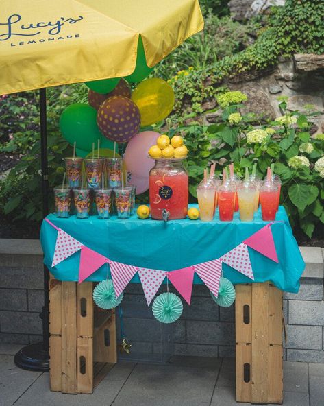 Visit here to learn how to throw a backyard birthday party for kids this summer on Mlle Jules Blog! If you are looking for backyard birthday party decor ideas for kids, then this is the blog post for you. You will absolutely love these outdoor birthday decorations for kids backyard parties this summertime. This backyard birthday party themes for kids was so much fun. Your kids will love this trendy backyard birthday party idea for them and all their friends. #party #birthday #kids Backyard 2nd Birthday Party, Backyard Party Ideas For Kids, Outdoor Birthday Party Ideas For Kids, Summer Fun Birthday Party, Backyard Birthday Party For Kids, Outside Birthday Party Ideas, Birthday Party Themes For Kids, Backyard Summer Party, Party Themes For Kids