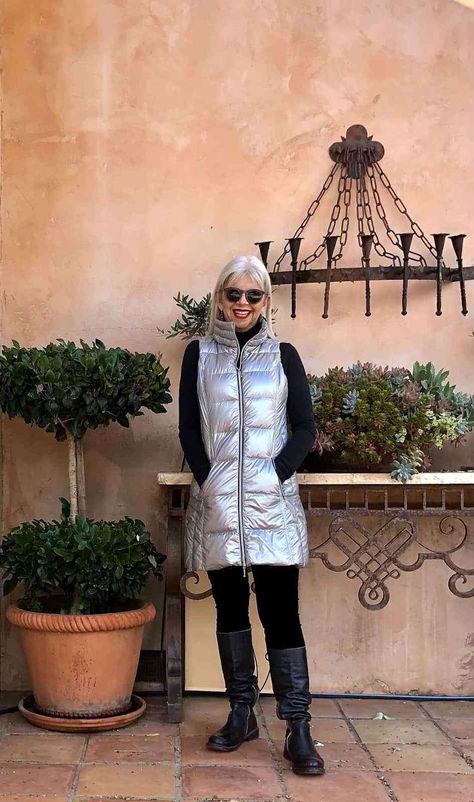 cindy hattersley in long silver puffer vest #fashionover50 #over50fashion #wintercoats #grayhair Silver Puffer Vest Outfit, Silver Vest Outfit Women, Vest Women Outfit, Winter Vest Outfits, Puffy Vest Outfit, Vest Outfit Women, Moncler Jacket Women, Winter Fashion For Women, Cindy Hattersley