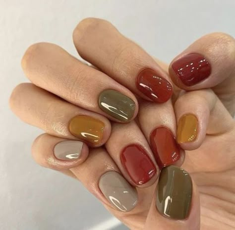 The best September nails and September nail designs for this fall Cute Nails For Fall, Smink Inspiration, Minimal Nails, Her Nails, Fall Nail, Dream Nails, Funky Nails, Pretty Acrylic Nails, Fall Nail Designs