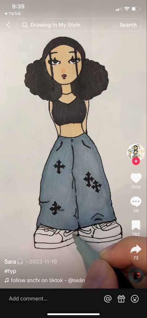 Baggy pants fit drawing girl nike shoes fit Baggy Style Drawing, Baggy Pants Drawing, Baggy Pants Fit, Fit Drawing, Skater Art, Jeans Drawing, Pants Drawing, Tshirt Drawing, Big Pants