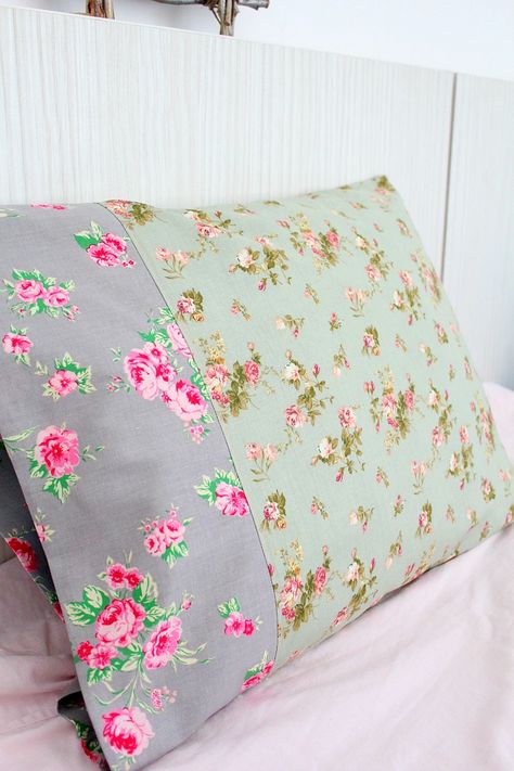 Easy Pillowcase Tutorial Embroidered Pillowcases Pattern, How To Make A Pillow Case, Make Pillow Cases, Simple Pillowcase, Sew Can She, Patchwork Pillowcase, Pillowcase Sewing, Easy Pillowcase, Sewing Pillow Cases