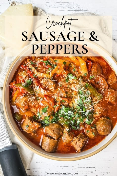 Discover the ultimate easy dinner idea with our Crockpot Italian Sausage and Peppers. Let the slow cooker work its magic, delivering a flavorful and healthy dining experience to your table. Elevate your evenings with this stress-free, delicious option for a wholesome meal. Italian Sausages In Crockpot, Italian Dishes Crockpot, Ground Sausage Crockpot, Sausage Recipes In Crockpot, Slow Cooker Recipes Sausage, Slow Cooker Italian Sausage, Crock Pot Italian Sausage, Healthy Winter Crockpot Meals, Crock Pot Sausage Recipes