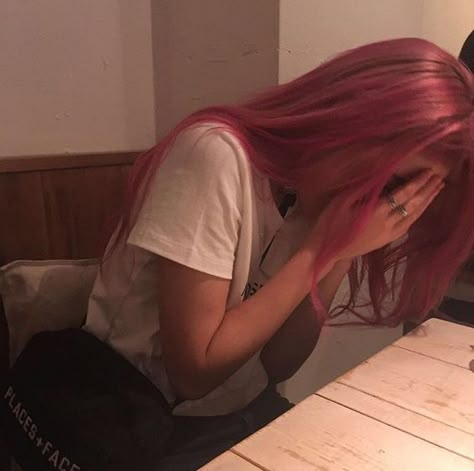 Flash Pink Hair, Colored Hair Aesthetic, Pink Hair Grunge, Medium Pink Hair, Cherry Pink Hair, Strawberry Pink Hair, Berry Pink Hair, Pink Hair Brown Eyes, Faded Pink Hair