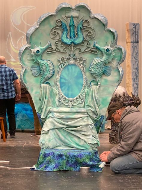 Mermaid Throne Diy, King Triton Crown Diy, Pirate Furniture, Haunted Mermaid Decor, Mermaid Throne, Alana Mermaid, The Little Mermaid Set Design, Little Mermaid Set Design, King Triton Throne