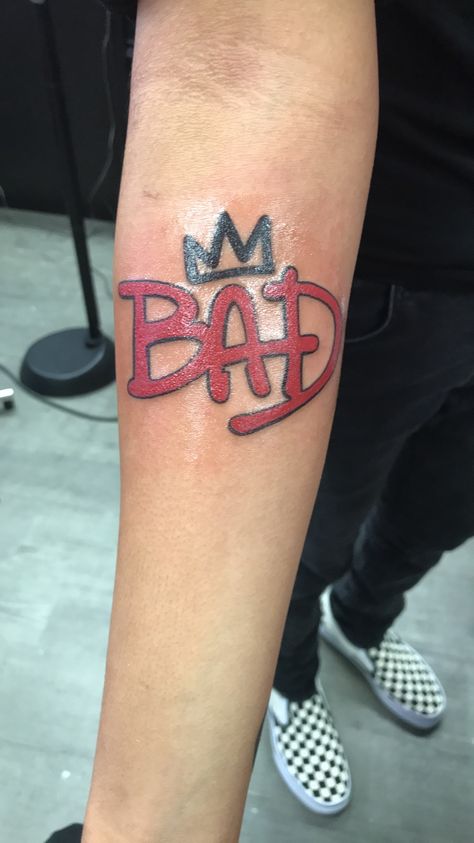 Music Head Tattoo, Michael Jackson Bad Tattoo, Michael Jackson Tattoo Ideas, Michael Jackson Bad Album, Bad Michael Jackson, Mj Tattoo, Michael Jackson Tattoo, Cute Shoulder Tattoos, Bad Michael