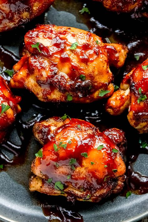 Air Fryer BBQ Chicken get slathered in sticky bbq sauce and cooked to juicy perfection. This saucy chicken is ready under 30 minutes! Bbq Chicken Airfryer, Bbq Chicken Thighs Air Fryer, Bbq Chicken Air Fryer, Air Fryer Bbq Chicken Thighs, Sticky Bbq Sauce, Barbecue Chicken Thighs, Air Fryer Bbq Chicken, Air Fryer Recipes Chicken Thighs, Air Fryer Recipes Chicken Breast