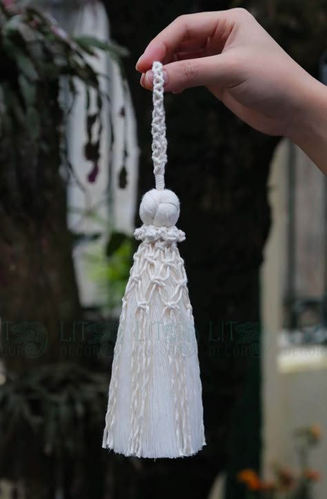 How To Make Macrame Tassels, Macrame Tassels Diy, Make A Tassel Diy Tutorial, Macrame 3mm Diy, Macrame Tassel Tutorial, Macrame Tassel Diy, Tassels Diy Tutorials, Macrame Tassels, Make Tassels