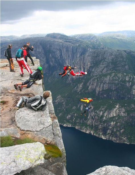 base-jumping-off-kjerag-mountain-norway Base Jump, Extreme Adventure, Base Jumping, Bungee Jumping, Adventure Sports, Skydiving, Break Dance, Extreme Sports, Parkour