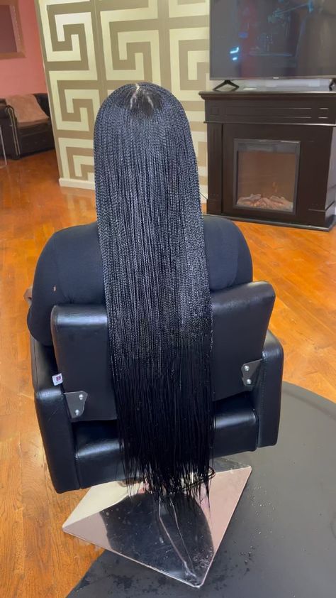 Micro Braid Parting, Invisible Micro Braids Black Women, Micro Individual Braids, Cute Micro Braids, Small Individual Braids For Black Women, Long Micro Twists, Micro Goddess Braids, Micro Box Braids Long, Large Micro Braids