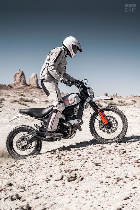 The Earle Motors 'Alaskan Jr'—a Ducati Scrambler Desert Sled with extended wheelbase and bigger rims for extra off-road ability. Ducati Desert Sled, Custom Ducati, Enduro Vintage, Desert Sled, Roland Sands Design, Ktm 690 Enduro, Мотоциклы Cafe Racers, Flat Tracker, Dirt Bike Girl