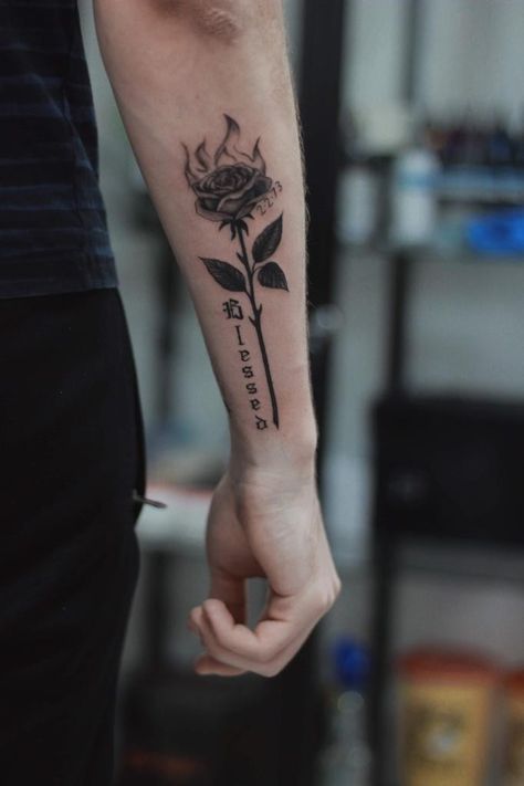 Simple Tattoos For Guys, Tato Henna, Rose Tattoos For Men, Flame Tattoos, Wrist Tattoos For Guys, Fire Tattoo, Tattoo Style Drawings, Cool Small Tattoos, Small Tattoos For Guys