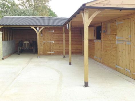 L Shaped Stables, Small Stable, Field Shelters, Stable Yard, Stable Block, Stable Ideas, Shingle Roof, Horse Shelter, Shiplap Cladding