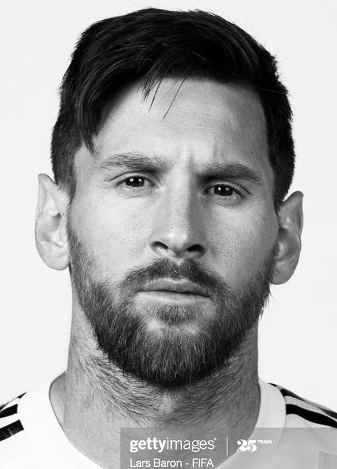 Sketch Of Messi, Messi Drawing Sketches, Lionel Messi Sketch, Messi Sketch, Messi Face, Messi Portrait, Messi Drawing, Messi Pictures, Pencil Sketch Portrait