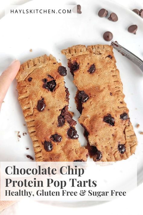 The perfect Chocolate Chip Protein Pop Tarts recipe with no sugar! This healthy chocolate chip pop tart uses protein powder and sugar free chocolate, and can be air fried or baked. Homemade Protein Pop Tarts, Protein Poptart Recipe, Protein Poptart, Devotion Protein, Pop Tarts Recipe, Single Serve Dessert Recipes, Gf Cooking, Protein Dessert, Poptart Recipe