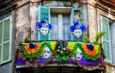 Happy Camper Bucket List Archives - Follow Your Detour Carnival Parade, New Orleans Trip, Visit New Orleans, Mardi Gras Parade, New Orleans Mardi Gras, Travel Bucket List Usa, Mardi Gras Decorations, New Orleans Travel, Mardi Gras Party