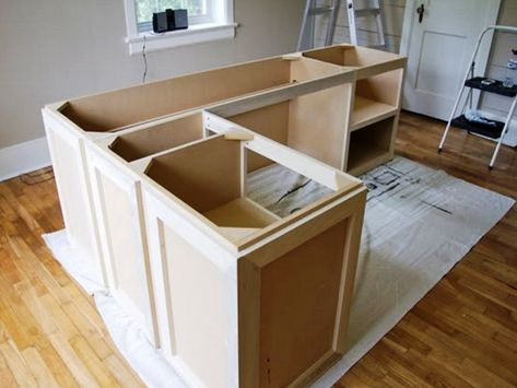 Build Your Own Executive Desk - American Freight Living Room Set Check more at http://www.gameintown.com/build-your-own-executive-desk/ Diy Executive Desk, L Shaped Desk Plans, Diy Home Office Desk, Guest Bedroom Home Office, Diy Office Desk, Diy Desk Plans, Woodworking Desk Plans, Computer Desk Design, Desk Diy