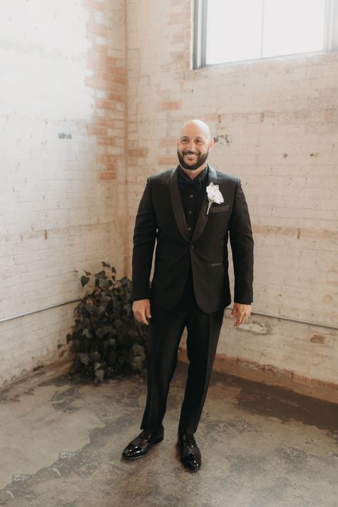 Father Of The Bride Attire Black Suit, Plus Size Groom Suit, Plus Size Men Suits Wedding, Black On Black Tux, Groom Outfit Black, Big And Tall Groom, Black On Black Suit, All Black Tux, All Black Tuxedo