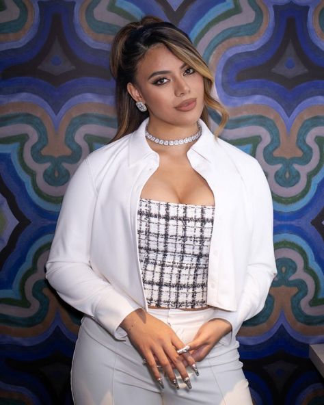 femalestunning Dinah Jane, Ally Brooke, Female Celebrities, Megan Fox, Celebrities Female, Hollywood, Collar, Celebrities, Twitter