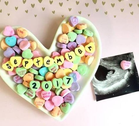 29 Valentine's Day Pregnancy Announcement Ideas - Just Simply Mom Valentines Baby Announcement, Grandparents Valentines, Fuchs Baby, Valentines Pregnancy Announcement, Valentines Baby Shower, Grandparent Pregnancy Announcement, Cute Pregnancy Announcement, Valentines Day Baby, Valentines Gifts For Boyfriend