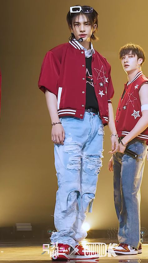 hyunjin (stray kids) Hyunjin Clothes Style, Outfits For Stray Kids Concert, Straykids Outfit Concert, Stray Kids S Class Outfit, K Pop Concert Outfit Ideas Stray Kids, Hyunjin Stage Outfit, Hyunjin Inspired Outfits, Skz Outfit Ideas, Skz Stage Outfits