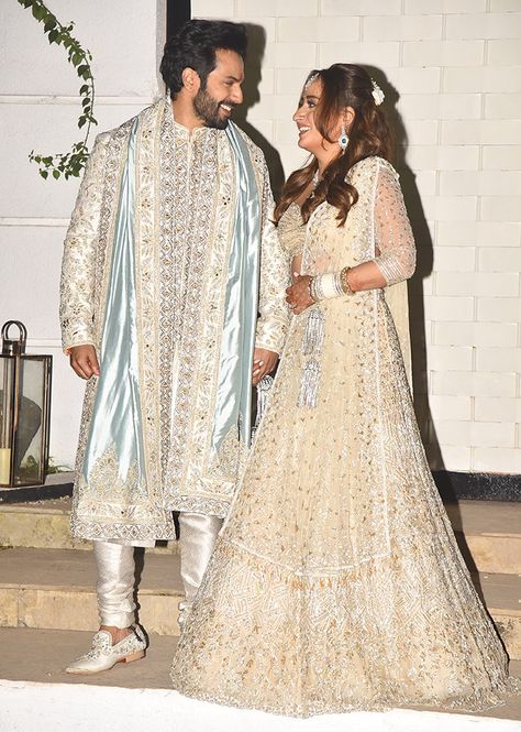 Varun Dhawan Wedding, Natasha Dalal, Gold Lehenga, Wedding Dresses Men Indian, Minimalist Bride, Wedding Dress Men, Bollywood Couples, Coordinating Outfits, Manish Malhotra