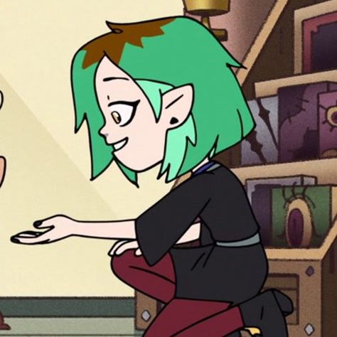 Lesbian queen Amity Hair Down, Amity With Her Hair Down, Amity Blight Hairstyle, Amity Blight Hair, Amity Blight Green Hair, Amity Green Hair, Cartoon Hairstyles, Drawing Pose Reference, Amity Blight