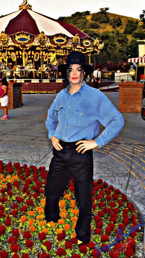 Michael Jackson Neverland, Mike Jackson, Michael Jackson Wallpaper, Photos Of Michael Jackson, Michael Jackson Smile, Michael Love, Joseph Jackson, Michael Jackson Bad, Michael Jackson Pics