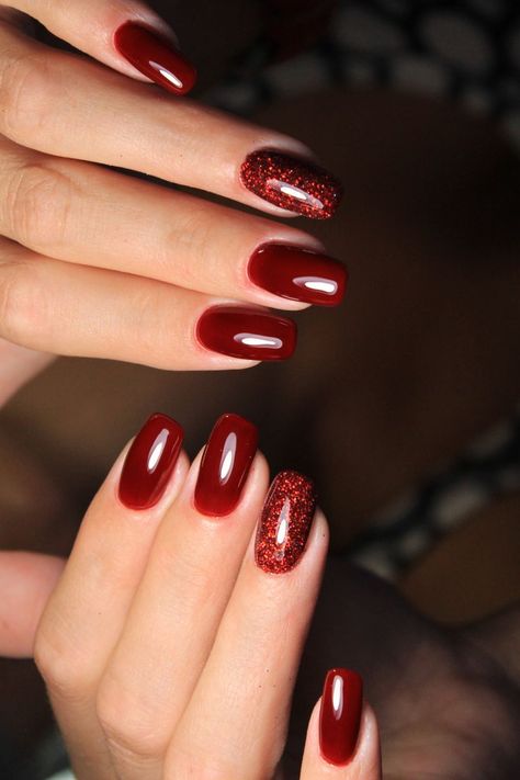 red color glittery valentine nails Red Nails One Glitter, Red Glittery Nails, Glittery Red Nails, One Glitter Nails, Red Sparkle Nails, Red Sparkly Nails, Ruby Nails, Nail Art Designs For Beginners, Nail Art Idea