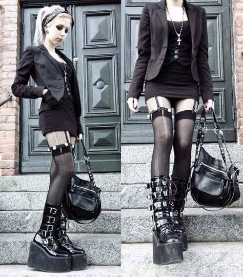 Boots Demonia Boots, Dark Clothes, Tokyo Street Fashion, Goth Clothing, Hipster Grunge, Goth Look, Black Clothing, Amazing Fashion, New Rock