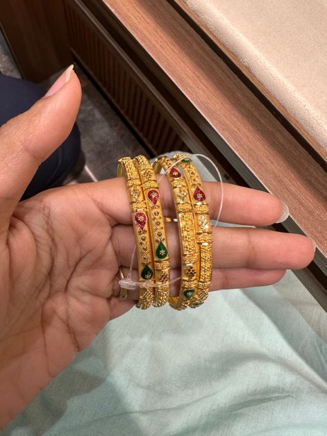 Bengali bangles Bengali Bangles Gold, Gold Bangles For Women Indian, Bengali Bangles, Mirror Work Blouse Design, Mirror Work Blouse, Gold Bangles For Women, New Saree Blouse Designs, Gold Earrings Models, Gold Bangle Set