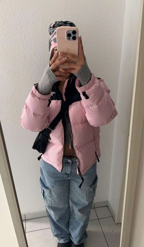 Northface Puffer, Outfit Inspo Casual, Streetwear Fashion Women, Baddie Outfits Casual, Cute Everyday Outfits, Cute Simple Outfits, Teenage Fashion Outfits, Mode Inspiration, Lookbook Outfits