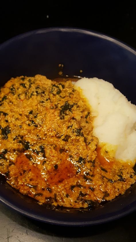 Egusi with various meats & pounded yam! Delicious Pounded Yam, Nigeria Food, Ghanaian Food, Eid Food, Nba Baby, Nigerian Food, Yummy Comfort Food, Hype Shoes, Aesthetic Food