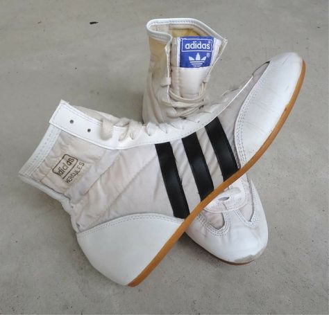 Freddie's Famous Shoe's Adidas High Tops, Boxing Boots, Queen Photos, Wrestling Shoes, Queen Freddie Mercury, Queen Pictures, Queen Band, Save The Queen, Famous Footwear