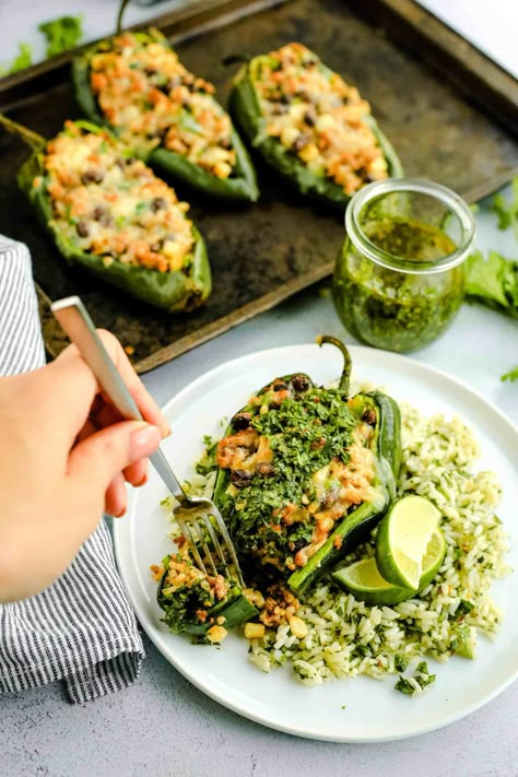 Chimichurri Rice, Stuffed Pepper Recipe, Mexican Stuffed Peppers, Keto Healthy, Pepper Recipe, Poblano Peppers, Stuffed Poblano Peppers, Peppers Recipes, Street Smart