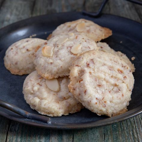 Almond Butter Cookies Rock Cookies Recipe, Almond Meal Cookies, Almond Butter Cookies, Almond Flour Cookies, Creative Baking, Biscotti Cookies, Chicken Cordon, Butter Cookies Recipe, Cutout Sugar Cookies