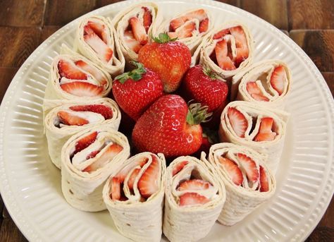 Strawberry Cream Cheese Pinwheels Cream Cheese Pinwheels, Pin Wheels, Cheese Pinwheels, Pinwheel Recipes, Strawberry Cream Cheese, Strawberry Cream, Family Table, Party Food Appetizers, Yummy Foods