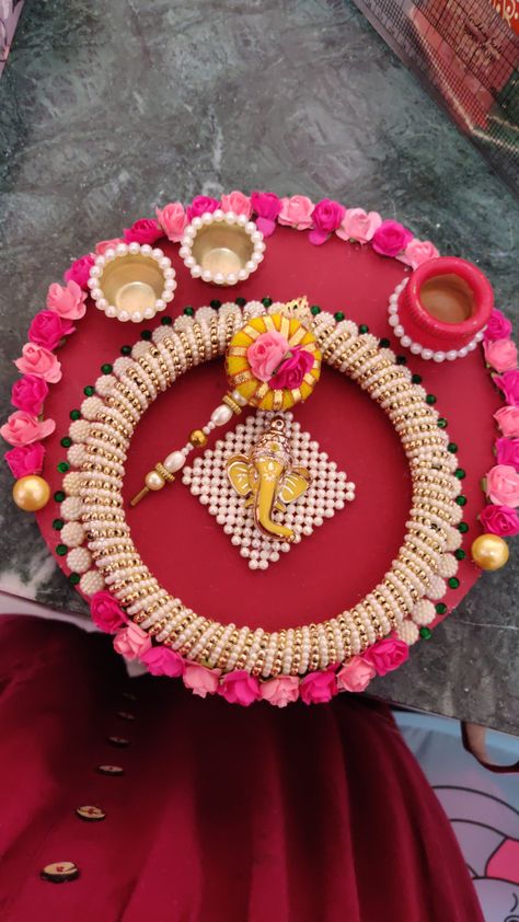 Can be used for every occasion Pooja Dish Decoration, Decorative Pooja Thali, Kankavati Thali Decoration, Thali Decoration Ideas Handmade, Pooja Thali Decoration Ideas At Home, Thali Decoration Ideas Indian Weddings, Unique Arti Thali Decoration, Tilak Stick, Pooja Thali Decoration Ideas