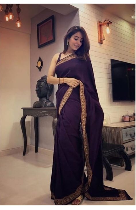 Indian Pure silk dark purple saree artisan handmade with zari | Etsy Dark Purple Saree, Asha Negi, Blouse Styling, Desi Dress, Indian Sari Dress, Saree Jewellery, Purple Saree, Wedding Party Wear, Saree Style