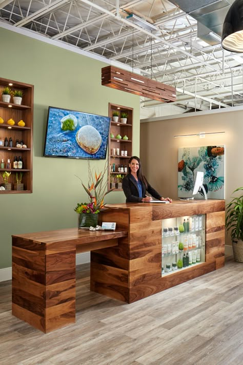 Wellness Center Reception Area, Zen Break Room Ideas, Holistic Healing Center Interior Design, Rustic Waiting Area, Wellness Reception Area, Yoga Centre Design Ideas, Yoga Reception Area, Yoga Studio Reception Area, Ayurvedic Clinic Interior Design